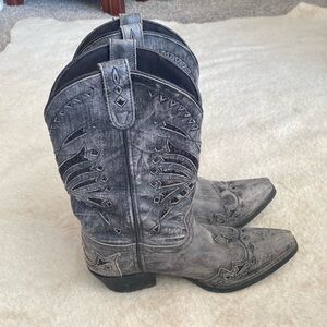 Stevie Tooled-Inlay Snip Toe Gray/Black Cowgirl Mid Calf Boots by Laredo